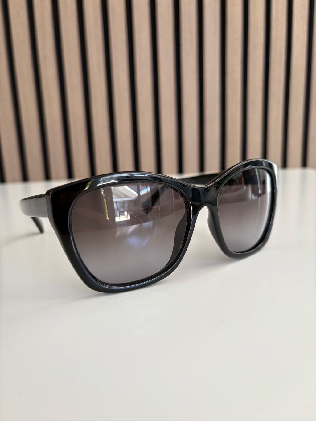 Auth Ferragamo Sunglasses